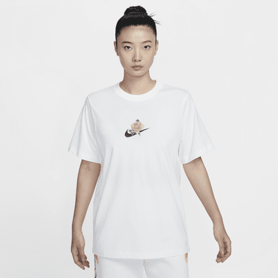 T 2XL Nike Sportswear Women s Artist Collection Short Sleeve Graphic T Shirt